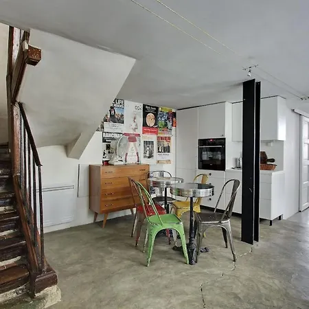 Large Duplex Le Marais Appartamento Parigi